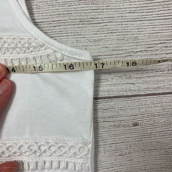 Talbots women S petite sleeveless tank top white w/textured embroidery design - Picture 8 of 9